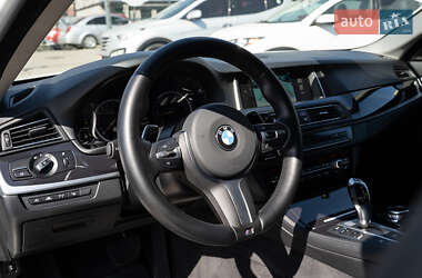 Седан BMW 5 Series 2015 в Одессе