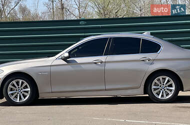 Седан BMW 5 Series 2015 в 