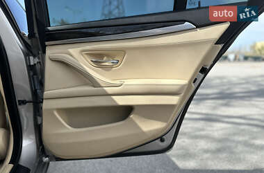Седан BMW 5 Series 2015 в 