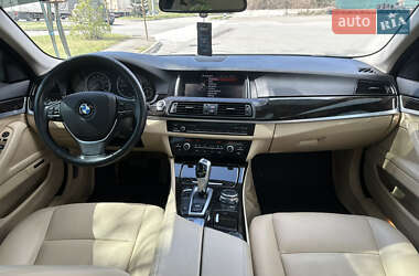 Седан BMW 5 Series 2015 в 