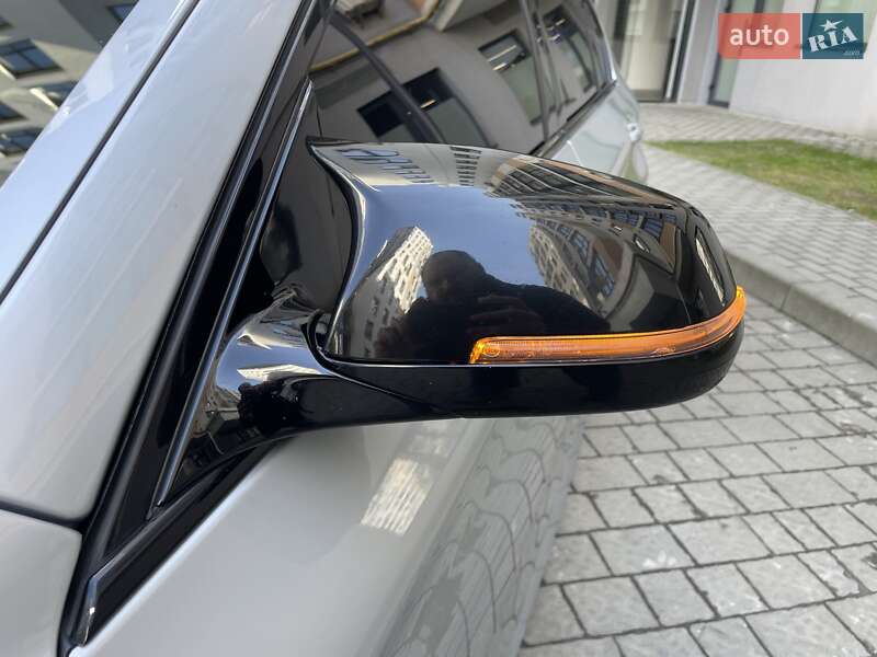 Седан BMW 5 Series 2014 в Львові