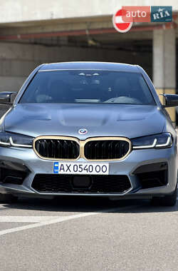 Седан BMW 5 Series 2019 в 