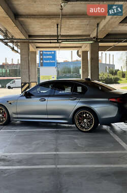 Седан BMW 5 Series 2019 в 