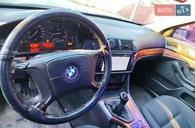 Седан BMW 5 Series 1999 в 