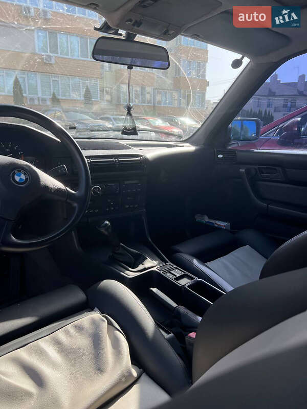 Седан BMW 5 Series 1991 в Києві
