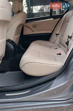 Седан BMW 5 Series 2012 в 