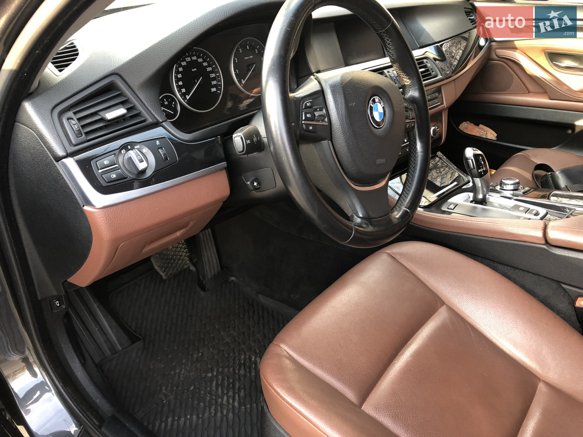 2010 BMW 5er - мініатюра 14