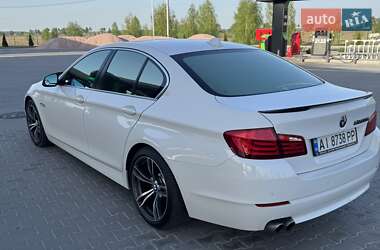 Седан BMW 5 Series 2012 в 
