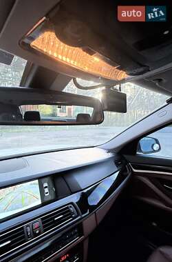 Седан BMW 5 Series 2012 в 