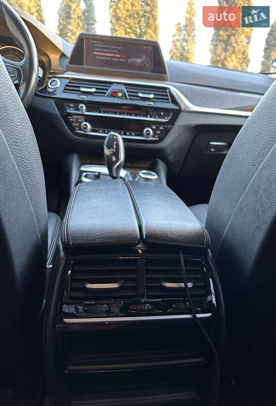 Седан BMW 5 Series 2018 в Костополе