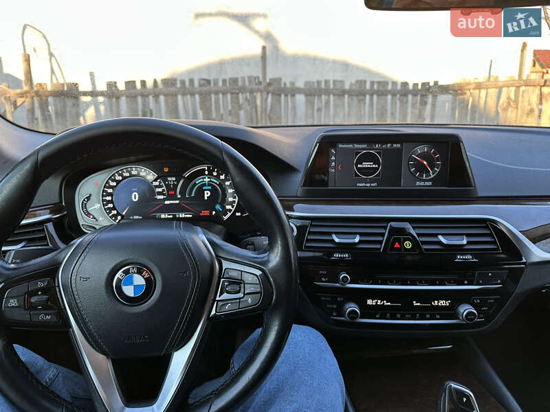 Седан BMW 5 Series 2018 в Костополе