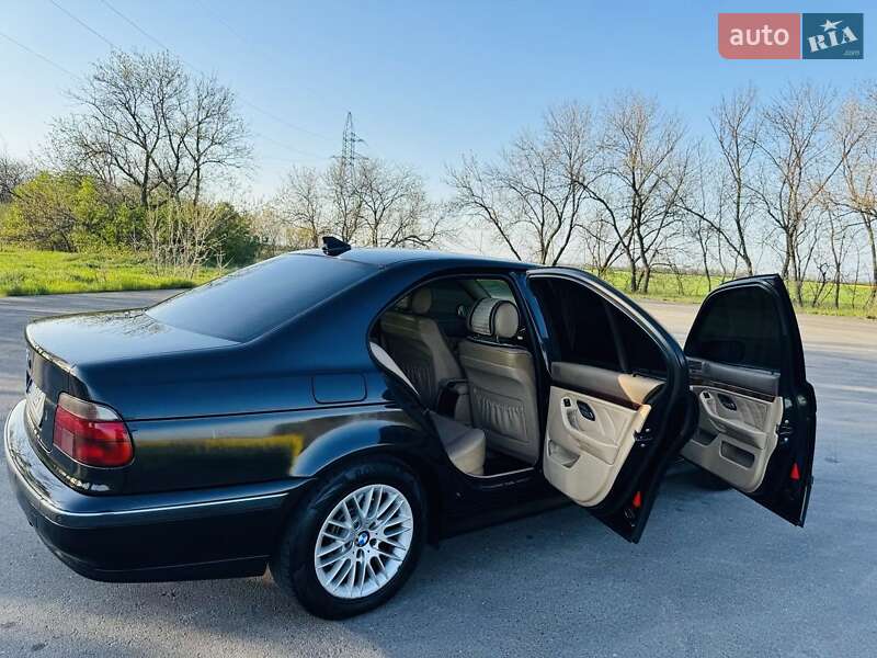 BMW 5 Series 1999