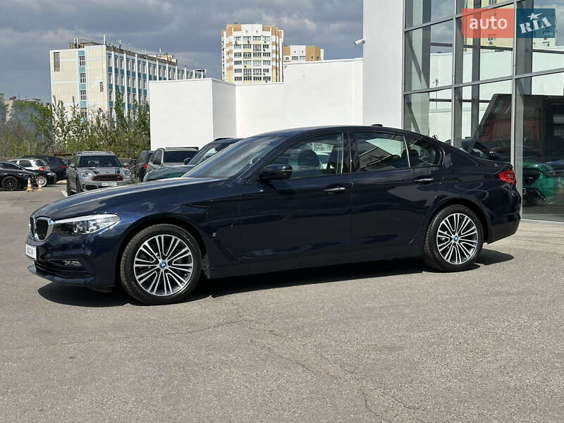 Седан BMW 5 Series 2017 в Киеве фото 3 Седан BMW 5 Series 2017 в Киеве