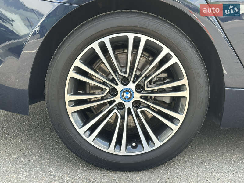 Седан BMW 5 Series 2017 в Киеве фото 13 Седан BMW 5 Series 2017 в Киеве