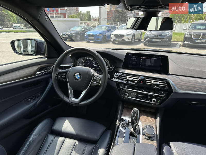 Седан BMW 5 Series 2017 в Киеве фото 22 Седан BMW 5 Series 2017 в Киеве