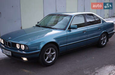 Седан BMW 5 Series 1993 в 