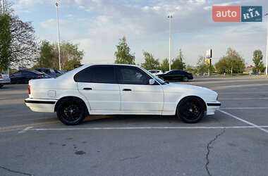 Седан BMW 5 Series 1989 в 