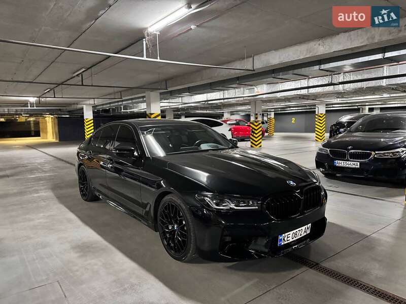 Седан BMW 5 Series 2016 в 