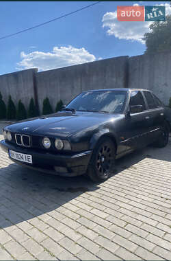Седан BMW 5 Series 1993 в 