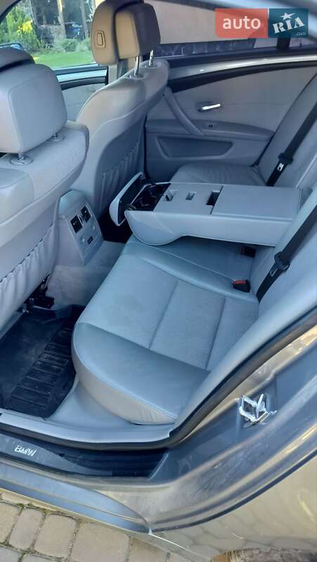 Седан BMW 5 Series 2008 в Львові