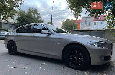Седан BMW 5 Series 2011 в 