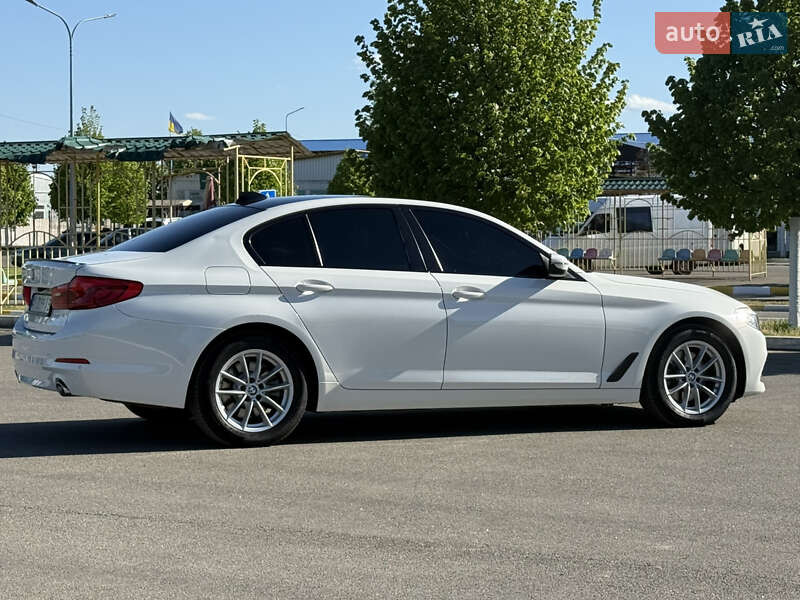 Седан BMW 5 Series 2017 в Києві