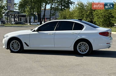 Седан BMW 5 Series 2017 в 