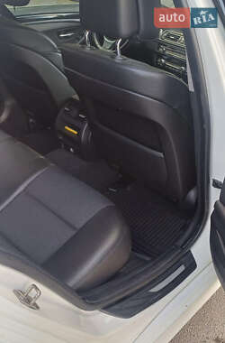 Седан BMW 5 Series 2012 в 