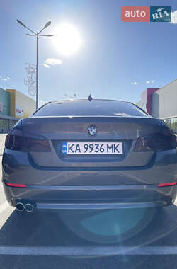 Седан BMW 5 Series 2012 в 