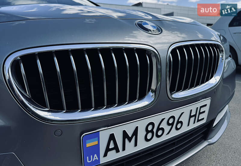 Седан BMW 5 Series 2015 в Житомире