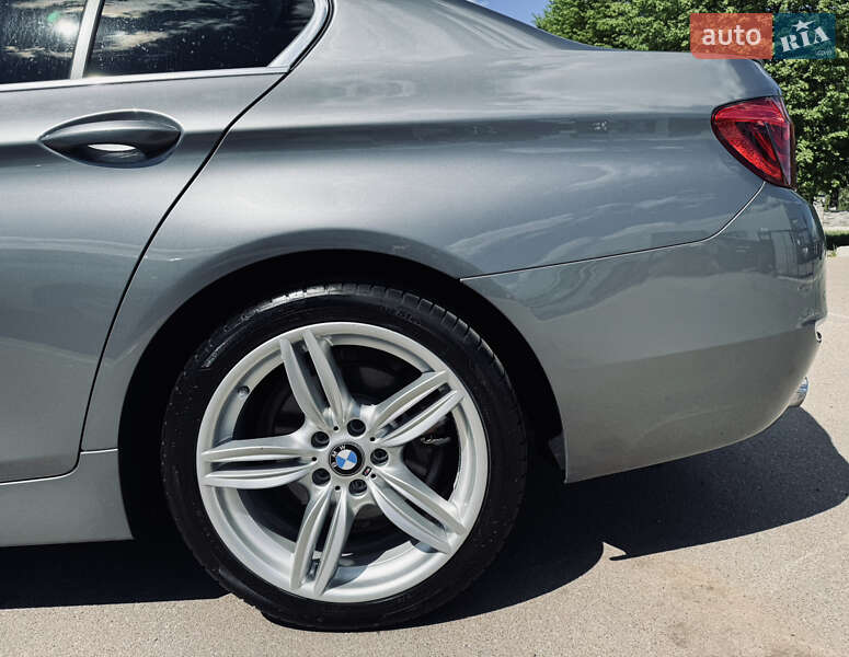 Седан BMW 5 Series 2015 в Житомире