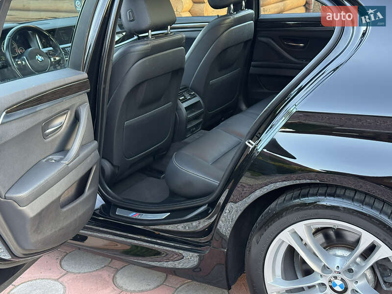 Седан BMW 5 Series 2014 в Вараші