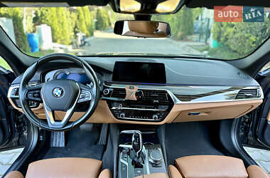 Седан BMW 5 Series 2019 в 