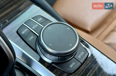Седан BMW 5 Series 2019 в 