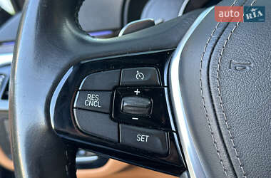 Седан BMW 5 Series 2019 в 
