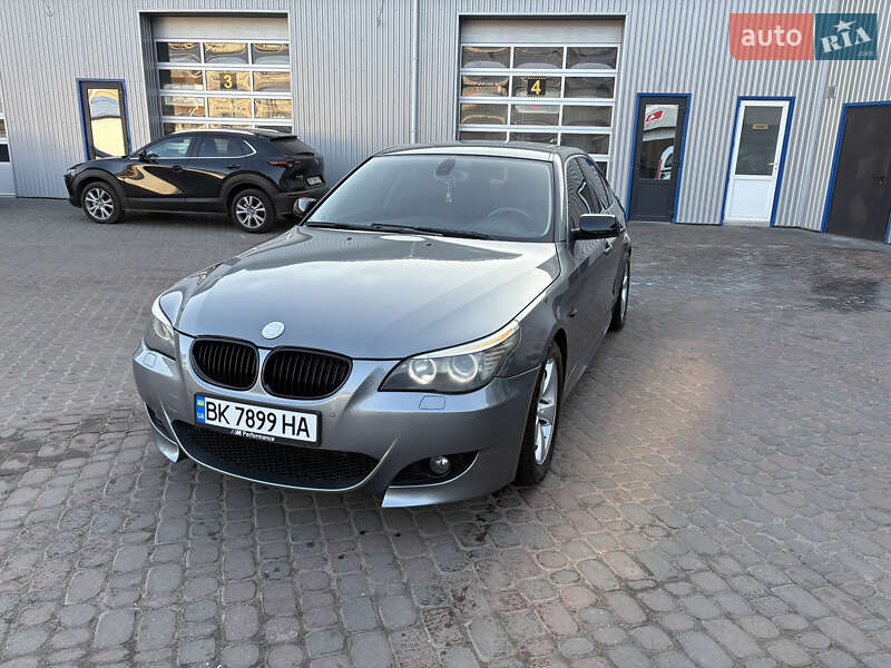 Седан BMW 5 Series 2007 в 