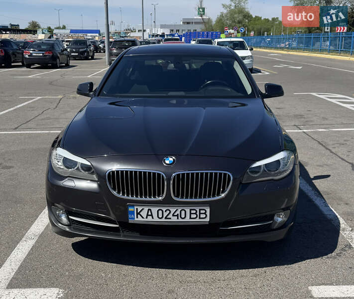 BMW 5 Series 2011