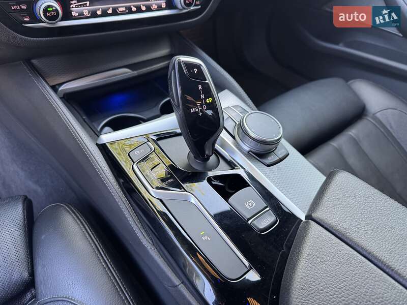 Седан BMW 5 Series 2020 в Харкові