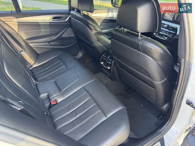 Седан BMW 5 Series 2020 в Харкові