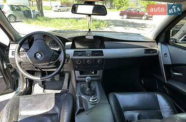Седан BMW 5 Series 2005 в 