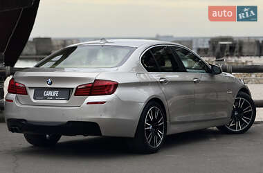 Седан BMW 5 Series 2012 в 