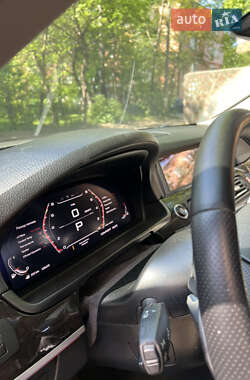Седан BMW 5 Series 2011 в 