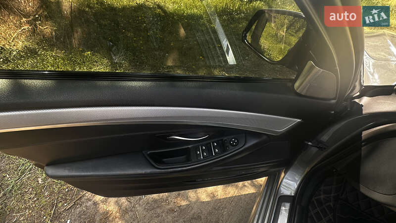 Седан BMW 5 Series 2016 в Дніпрі фото 23 Седан BMW 5 Series 2016 в Дніпрі