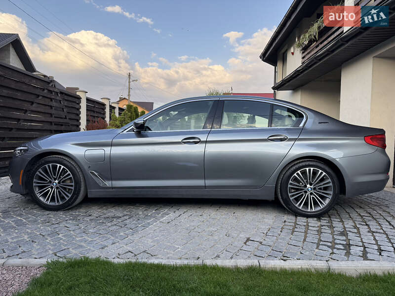 Седан BMW 5 Series 2017 в Тернополе