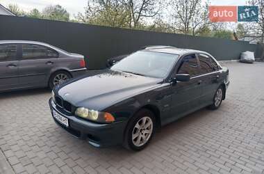 Седан BMW 5 Series 1999 в Полонному