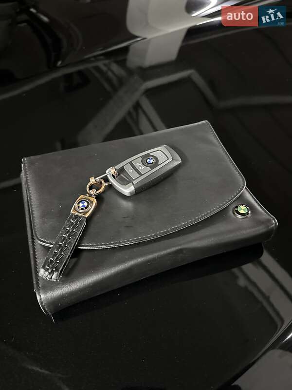 Седан BMW 5 Series 2012 в Одессе