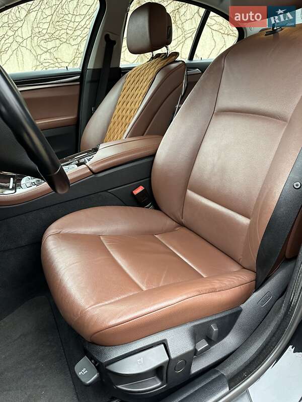 Седан BMW 5 Series 2012 в Одессе