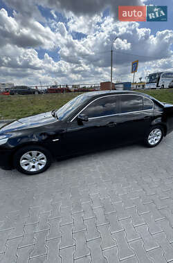 Седан BMW 5 Series 2005 в 