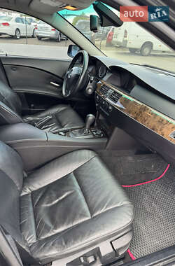 Седан BMW 5 Series 2005 в 