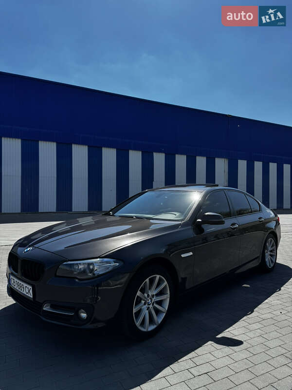 Седан BMW 5 Series 2015 в Одессе